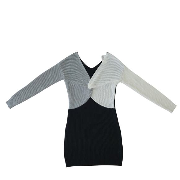 Chic & Modern Color Block Knitted Mini Dress | White, Black & Gray 3-Tone | M - Picture 2 of 12